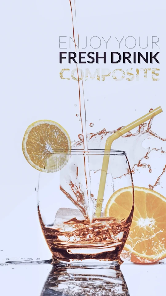 Produkt-Design Komposition von Ecomtin: Ein Glas mit einem frischen Getränk, dynamischen Spritzern und Orangenscheiben vor hellem Hintergrund.